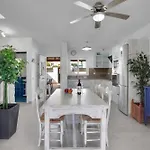 Villa Amazing By The With Private Pool Corralejo