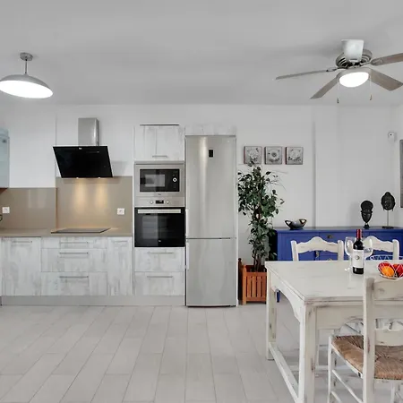 Villa Amazing By The With Private Pool